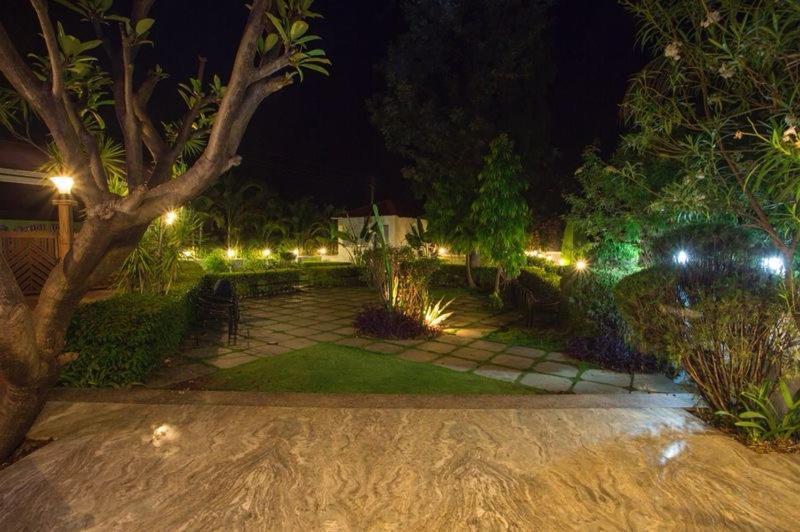 Anandvan Holiday Homes, Wai Екстер'єр фото